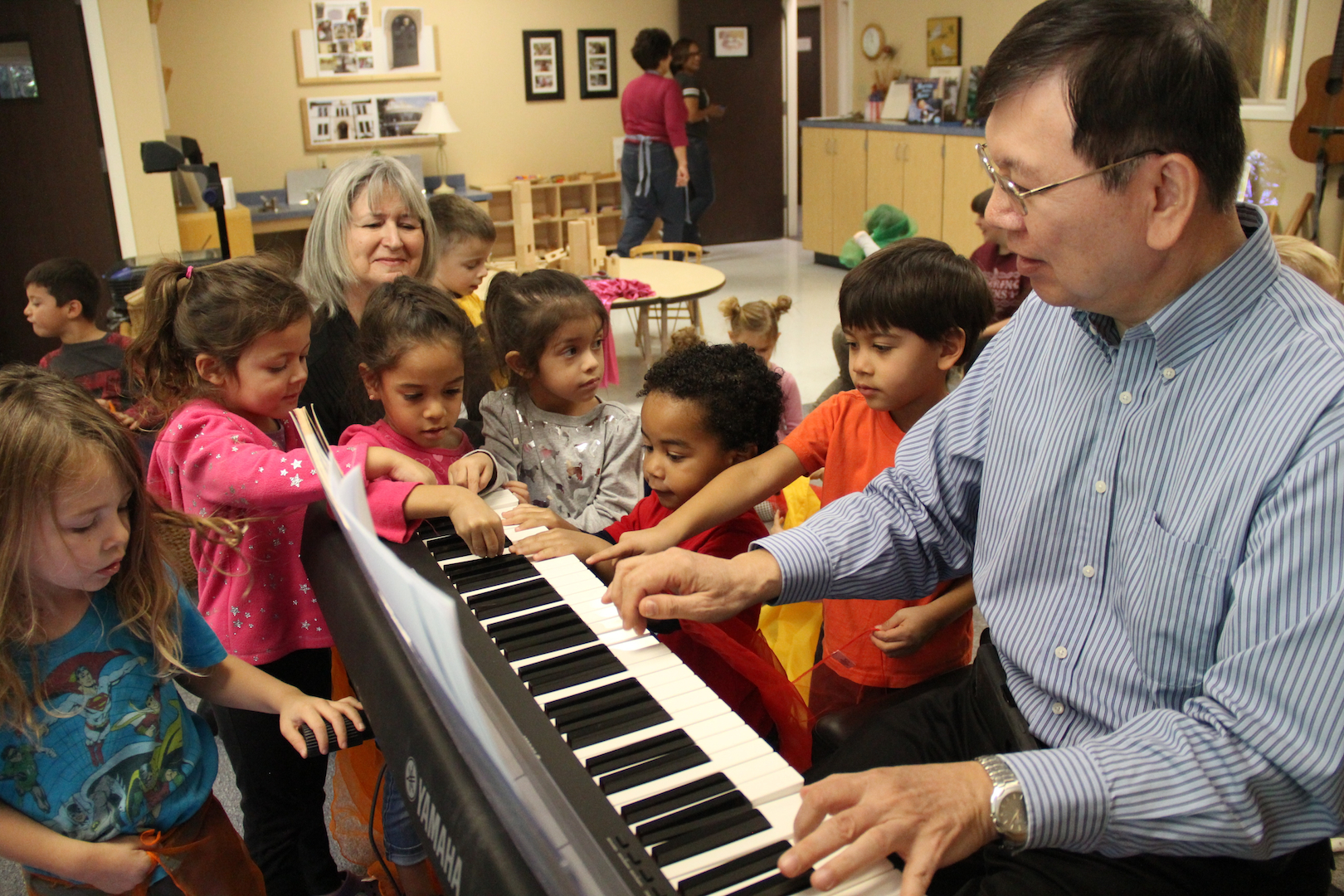 Fine Arts Student Pianist Don taking CDES 119 Music Education in Early Childhood